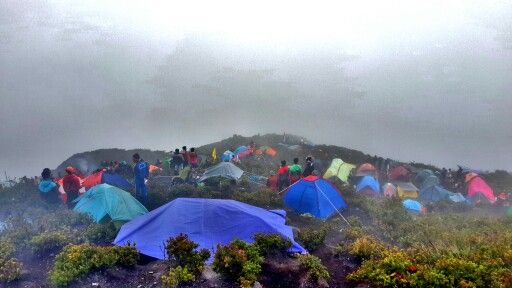 Hiking Gunung Kerinci